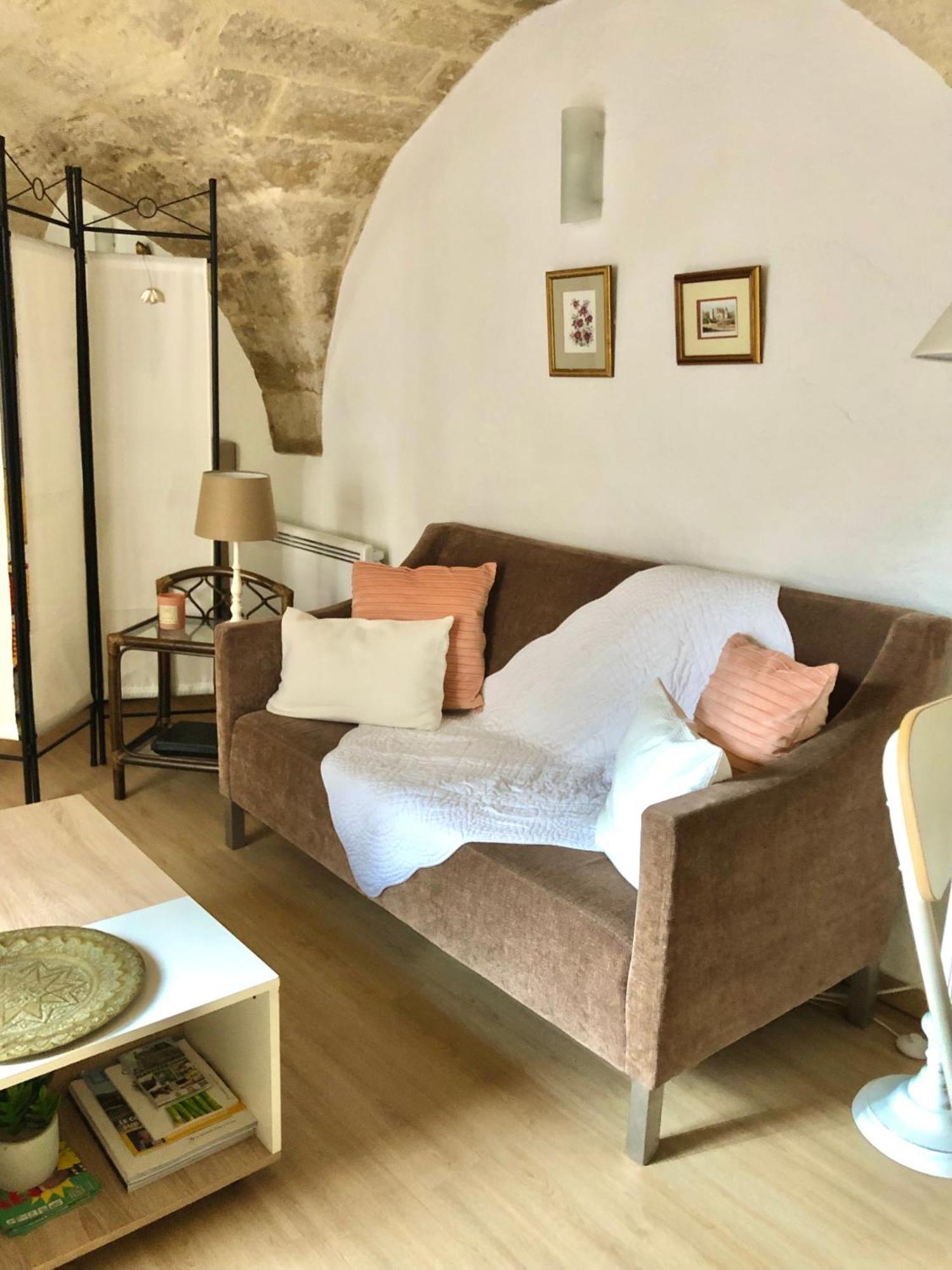 Petit Loft Sur Jardin En Centre-Ville Uzès Dış mekan fotoğraf